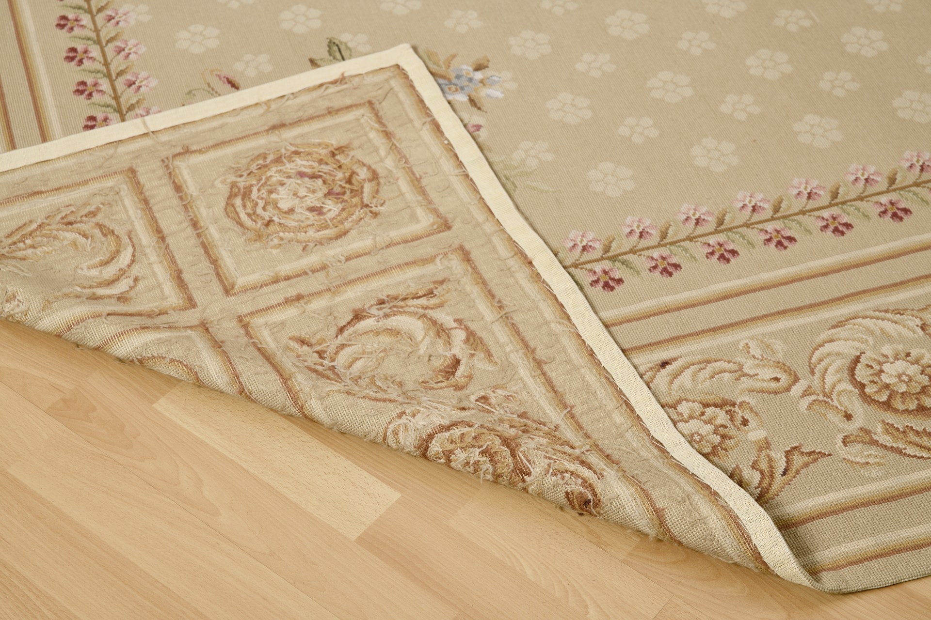 Needle Point - Imagen 4